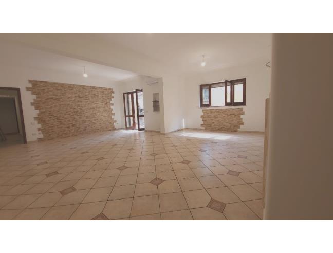 Anteprima foto 2 - Appartamento in Vendita a Napoli - Fuorigrotta