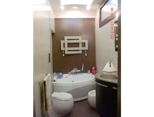 Anteprima foto 6 - Appartamento in Vendita a Napoli - San Carlo all'Arena