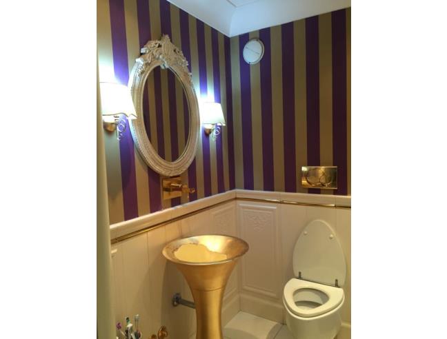 Anteprima foto 7 - Appartamento in Vendita a Napoli - San Carlo all'Arena