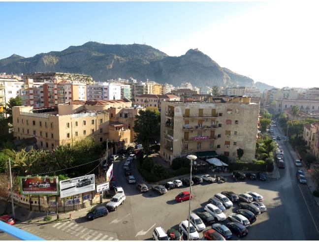 Anteprima foto 2 - Appartamento in Vendita a Palermo - Libertà