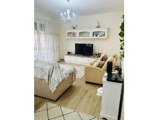 Anteprima foto 2 - Appartamento in Vendita a Prato - Zarini
