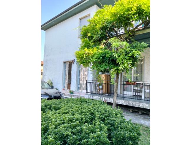 Anteprima foto 4 - Appartamento in Vendita a Scanzorosciate (Bergamo)