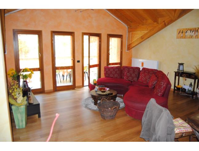 Anteprima foto 2 - Appartamento in Vendita a Viggiù (Varese)