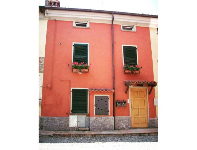 Anteprima foto 1 - Appartamento in Vendita a Ziano Piacentino - Vicobarone