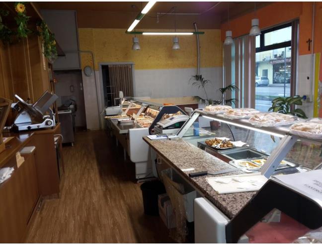 Anteprima foto 2 - Attività Rosticceria in Vendita a Valdagno (Vicenza)