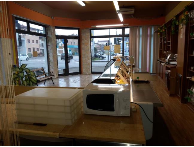 Anteprima foto 3 - Attività Rosticceria in Vendita a Valdagno (Vicenza)