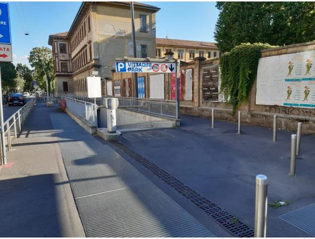 Anteprima foto 1 - Box/Garage/Posto auto in Affitto a Milano - Bocconi