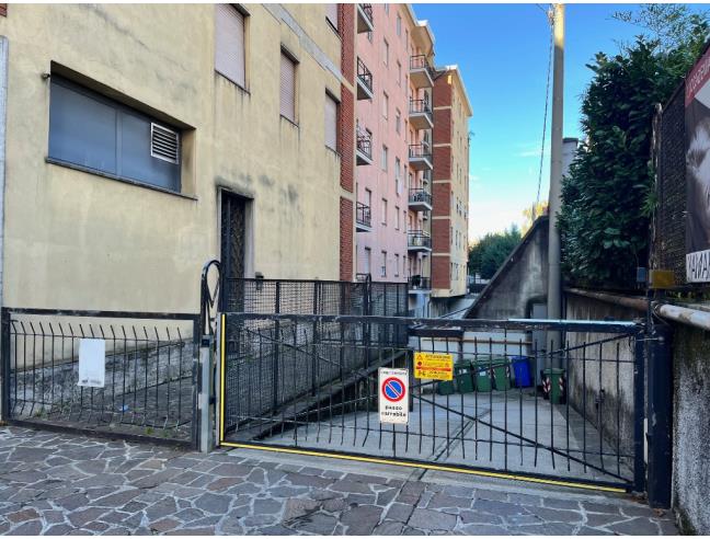 Anteprima foto 2 - Box/Garage/Posto auto in Vendita a Bergamo - Borgo Palazzo