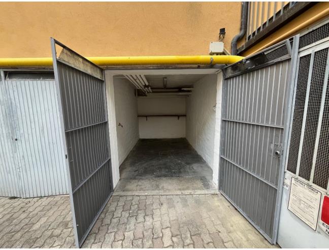Anteprima foto 1 - Box/Garage/Posto auto in Vendita a Bologna - Saffi