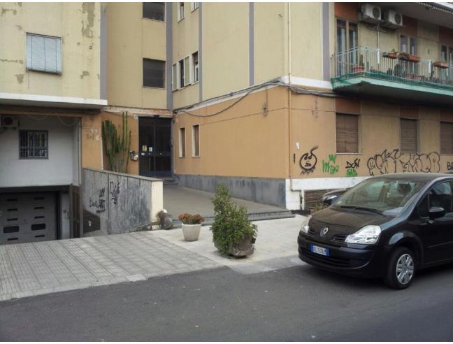 Anteprima foto 2 - Box/Garage/Posto auto in Vendita a Catania - Piazza Montessori