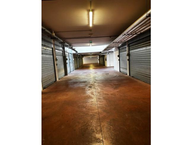 Anteprima foto 4 - Box/Garage/Posto auto in Vendita a Ciampino (Roma)