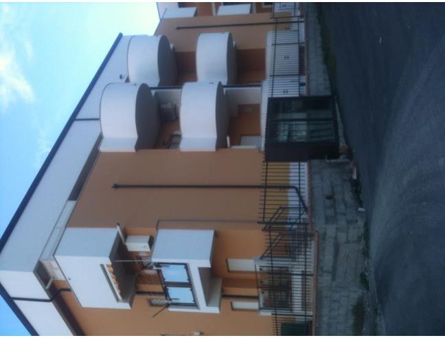 Anteprima foto 1 - Box/Garage/Posto auto in Vendita a Crotone (Crotone)