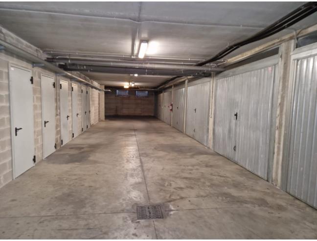 Anteprima foto 5 - Box/Garage/Posto auto in Vendita a Guidonia Montecelio (Roma)