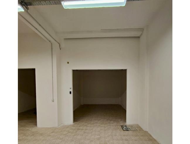 Anteprima foto 5 - Box/Garage/Posto auto in Vendita a Latina - Latina Scalo