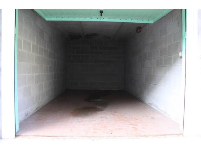 Anteprima foto 3 - Box/Garage/Posto auto in Vendita a Limbiate (Monza e Brianza)