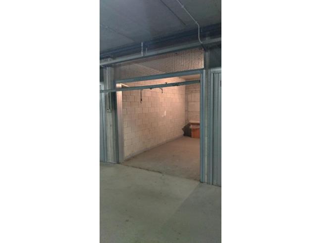 Anteprima foto 3 - Box/Garage/Posto auto in Vendita a Pavia (Pavia)