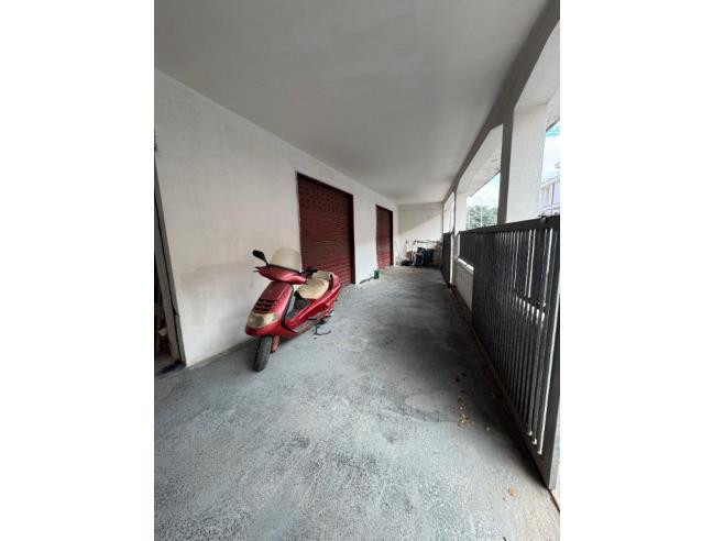 Anteprima foto 2 - Box/Garage/Posto auto in Vendita a Pulsano - Marina Di Pulsano