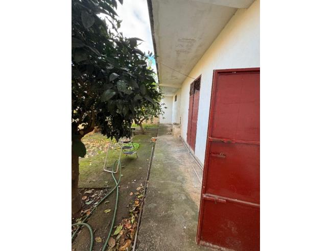 Anteprima foto 5 - Box/Garage/Posto auto in Vendita a Pulsano - Marina Di Pulsano