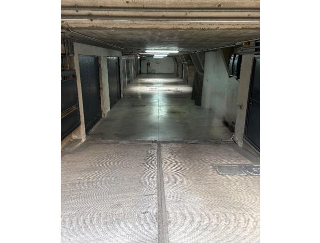 Anteprima foto 2 - Box/Garage/Posto auto in Vendita a Rho (Milano)