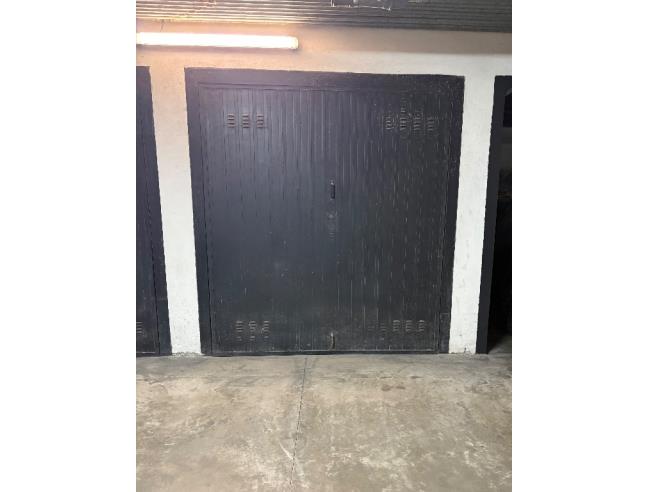 Anteprima foto 3 - Box/Garage/Posto auto in Vendita a Rho (Milano)