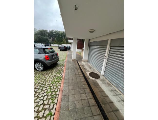 Anteprima foto 3 - Box/Garage/Posto auto in Vendita a Roma - Cassia