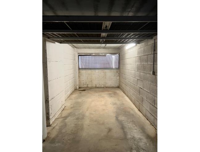 Anteprima foto 3 - Box/Garage/Posto auto in Vendita a Roma - Laurentina