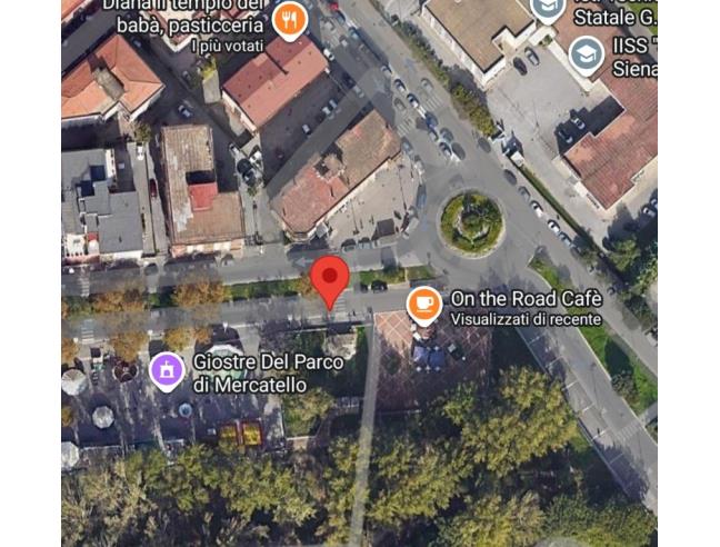 Anteprima foto 4 - Box/Garage/Posto auto in Vendita a Salerno (Salerno)