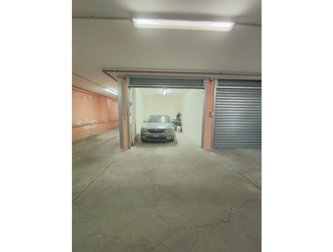 Anteprima foto 1 - Box/Garage/Posto auto in Vendita a Torre Annunziata (Napoli)