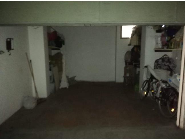 Anteprima foto 2 - Box/Garage/Posto auto in Vendita a Torre del Greco (Napoli)