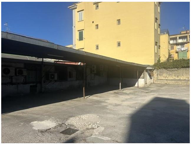 Anteprima foto 4 - Capannone in Affitto a Napoli - Chiaiano