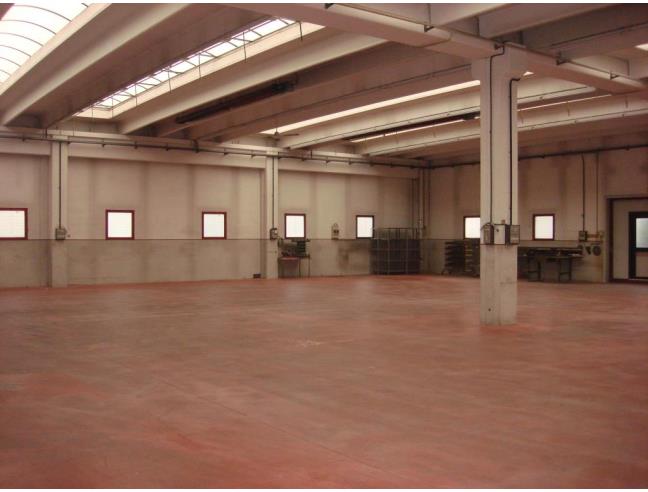 Anteprima foto 2 - Capannone in Vendita a Arzignano (Vicenza)