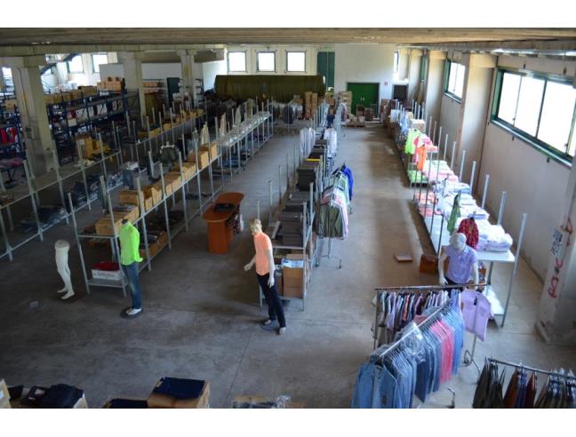 Anteprima foto 2 - Capannone in Vendita a Eboli (Salerno)