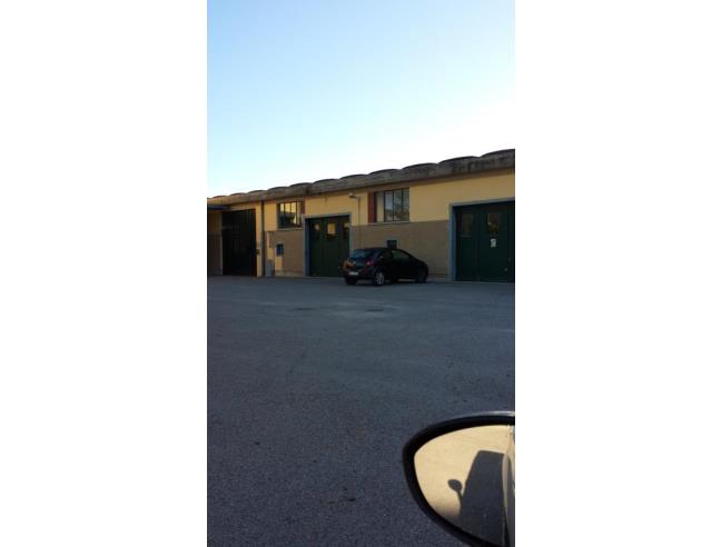 Anteprima foto 2 - Capannone in Vendita a Perugia - Ponte Valleceppi