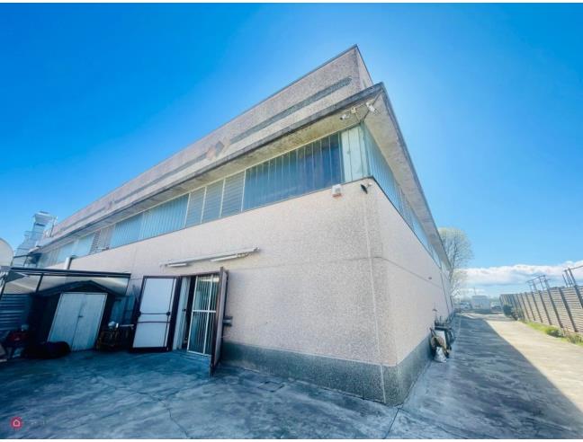 Anteprima foto 2 - Capannone in Vendita a Trezzano sul Naviglio (Milano)