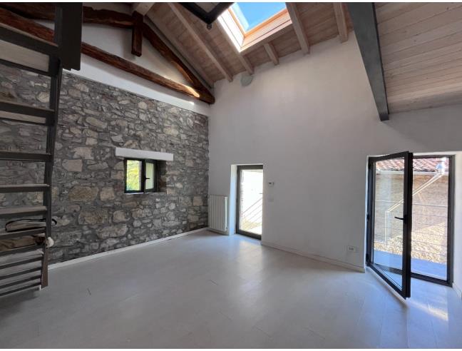Anteprima foto 2 - Casa indipendente in Affitto a Laveno-Mombello (Varese)