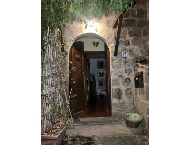 Anteprima foto 1 - Casa indipendente in Vendita a Barbarano Romano (Viterbo)