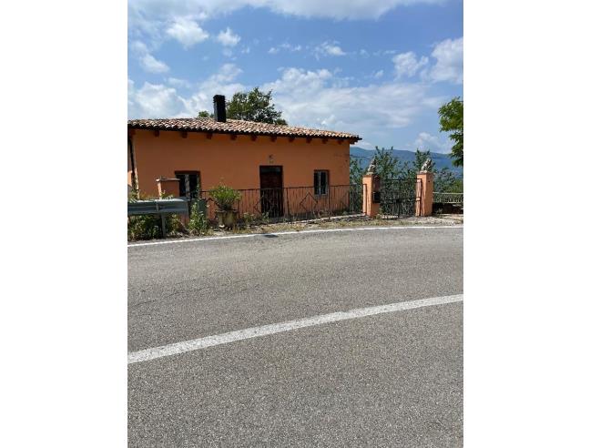Anteprima foto 1 - Casa indipendente in Vendita a Basciano (Teramo)