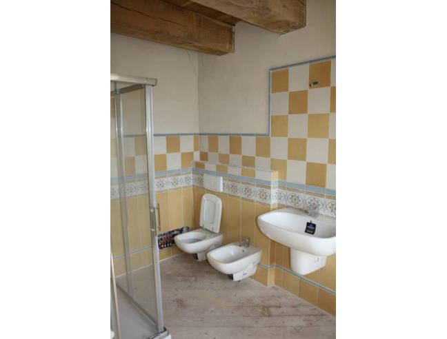 Anteprima foto 4 - Casa indipendente in Vendita a Camerino - Frazione Mergnano San Savino
