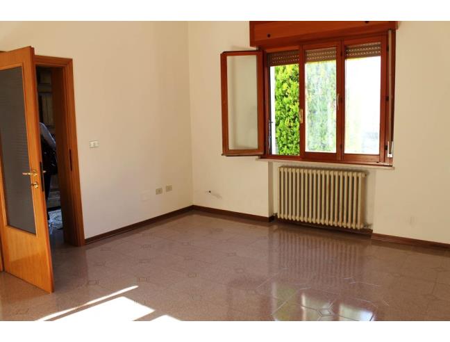 Anteprima foto 4 - Casa indipendente in Vendita a Cartoceto - Frazione Lucrezia