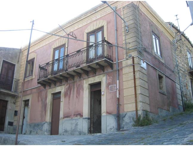 Anteprima foto 1 - Casa indipendente in Vendita a Castellana Sicula (Palermo)