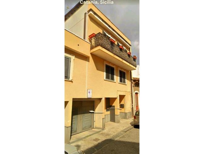 Anteprima foto 1 - Casa indipendente in Vendita a Catania - Corso Italia