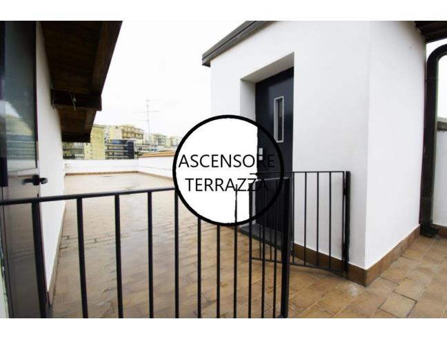 Anteprima foto 6 - Casa indipendente in Vendita a Catania - Corso Italia