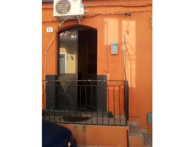 Anteprima foto 1 - Casa indipendente in Vendita a Catania - Via Vitt. Emanuele II