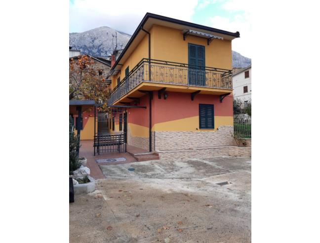 Anteprima foto 2 - Casa indipendente in Vendita a Celano (L'Aquila)