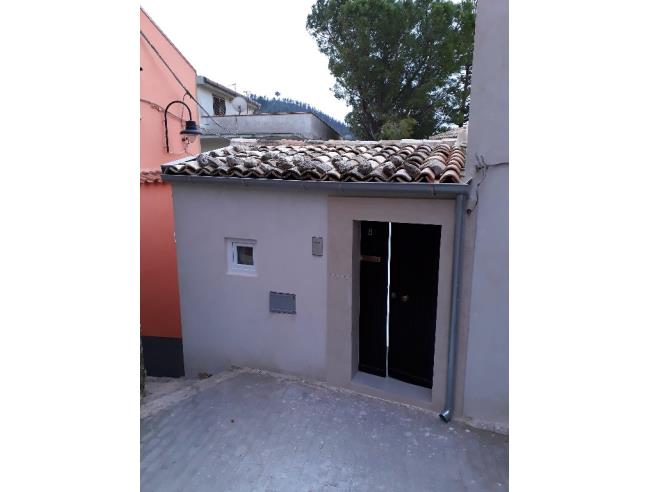 Anteprima foto 1 - Casa indipendente in Vendita a Chiaramonte Gulfi (Ragusa)