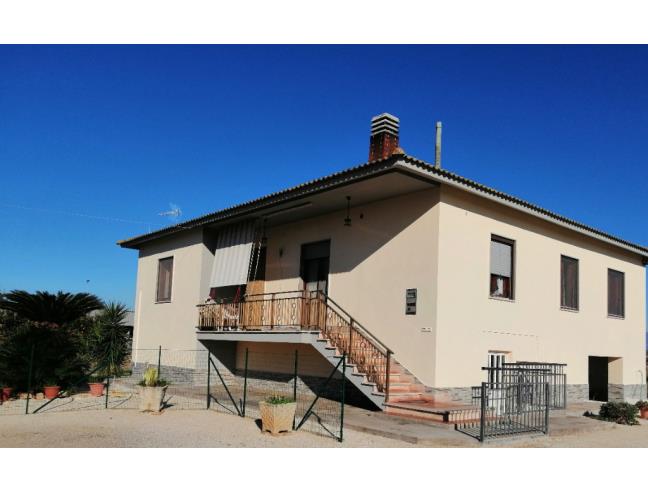 Anteprima foto 2 - Casa indipendente in Vendita a Cisterna di Latina - Borgo Flora
