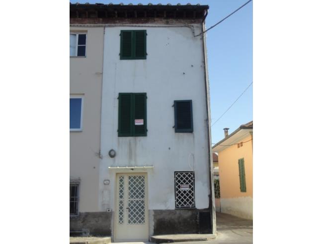 Anteprima foto 1 - Casa indipendente in Vendita a Lucca - SS. Annunziata