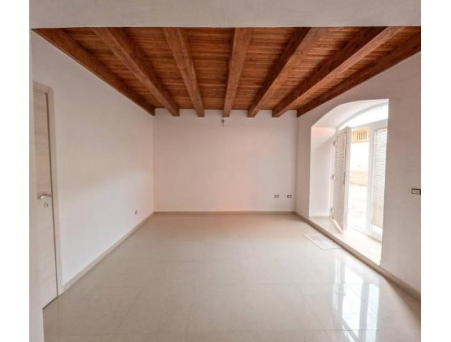 Anteprima foto 1 - Casa indipendente in Vendita a Messina - Santo Stefano Mezzano