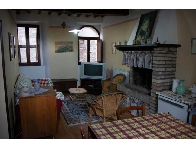 Anteprima foto 2 - Casa indipendente in Vendita a Monte Castello di Vibio - Doglio