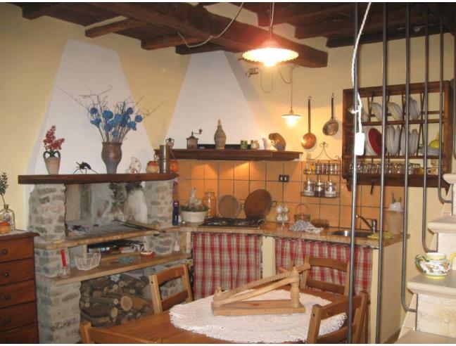 Anteprima foto 3 - Casa indipendente in Vendita a Pescia - Castelvecchio